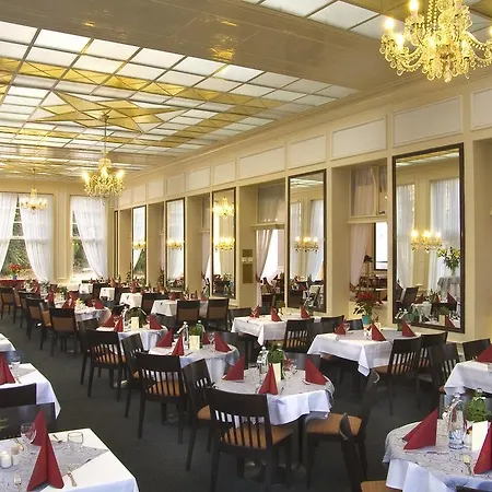 Jesenius Hotel 2*